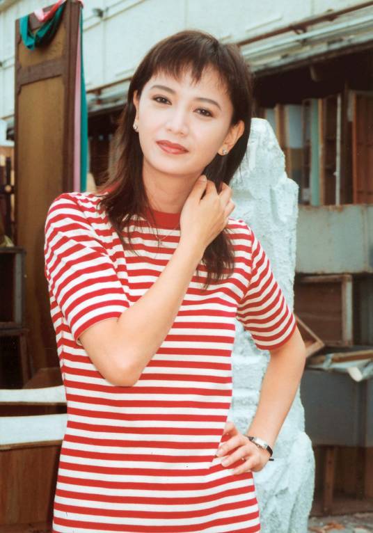 曾华倩（中国香港女演员、主持人）