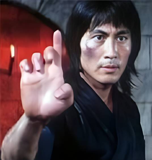 南剑北鞭铁扇子