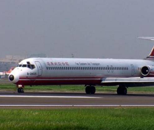 MD83