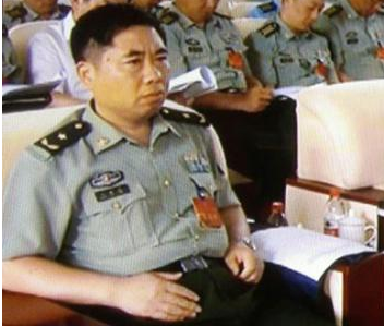 王安龙（中部战区陆军纪委书记、监委主任）