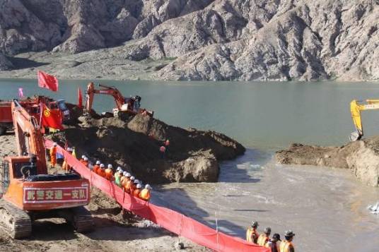 格尔木温泉水库