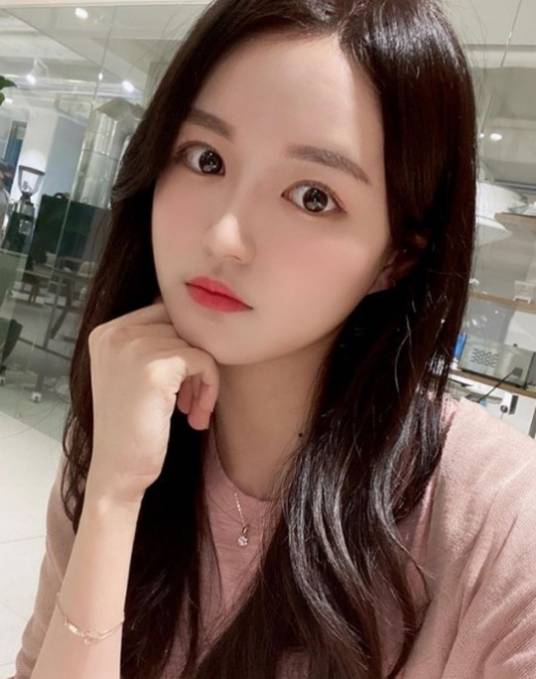 金宥娜（韩国啦啦队长）