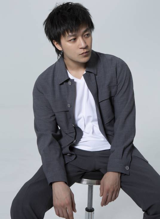 余枫（中国内地流行乐男歌手、赛车手）