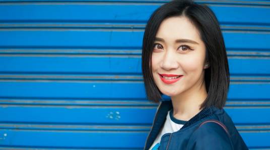 王吟（上海外语频道主持人）