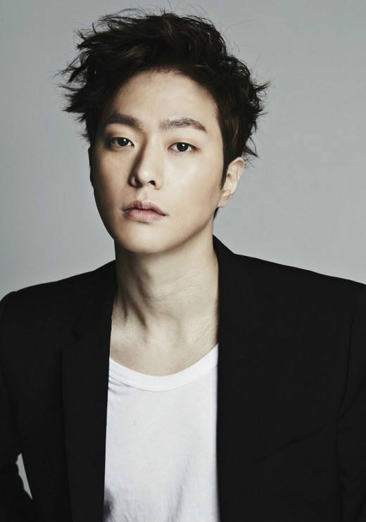 崔珉（1987年生韩国男演员）