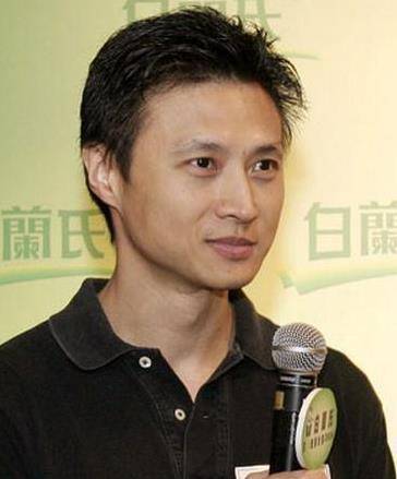 倪震（中国香港媒体人、演员、作家、电台节目主持）