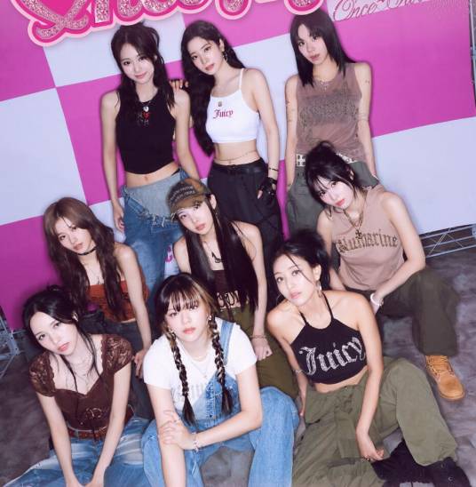 TWICE（韩国女子演唱团体）