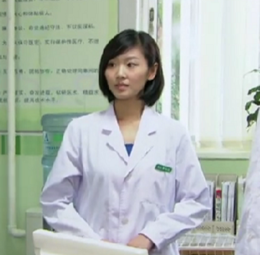 华硕（电视剧《人到四十》人物）