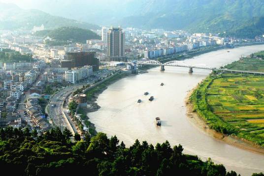 楠溪江（浙江温州独流入海河瓯江的支流）