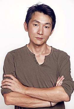 赵虎（重庆大学美视电影学院副教授、演员）