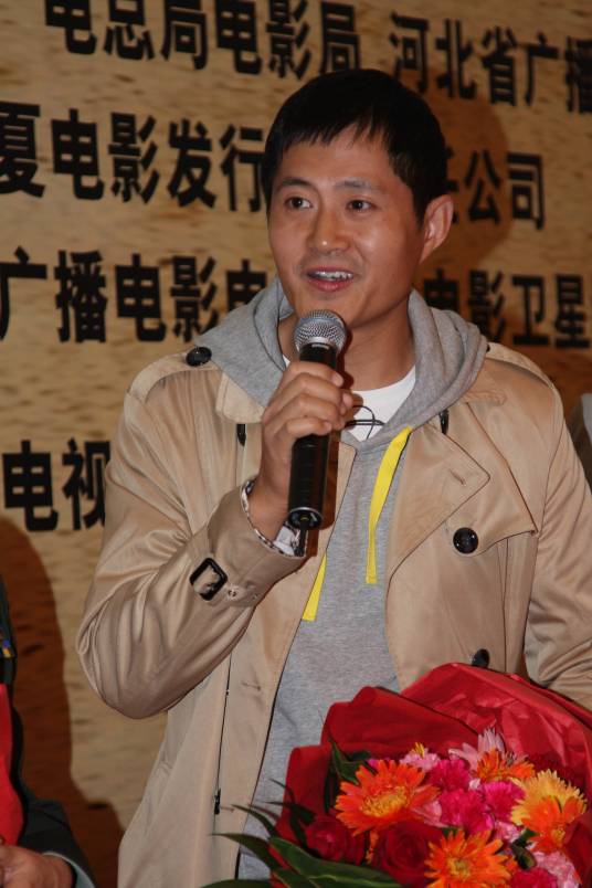 孟奇（中国电影导演，编剧）