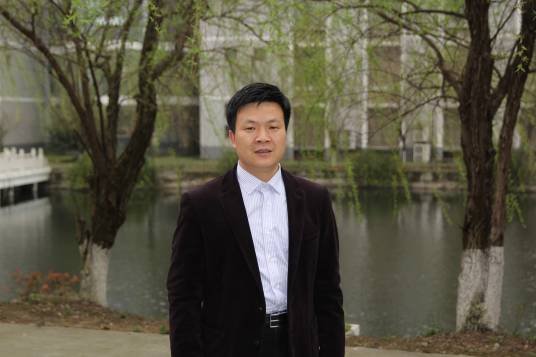 吴鹏飞（上海海事大学法学院教授、博士生导师）