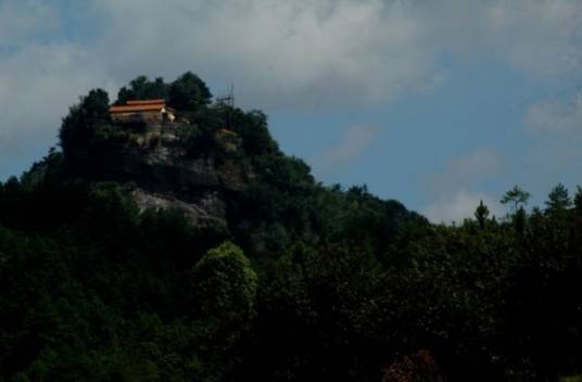 天龙山（江西省全南县天龙山）