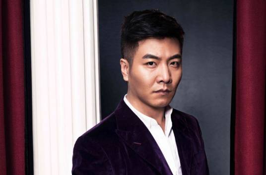 荆浩（中国内地男演员）