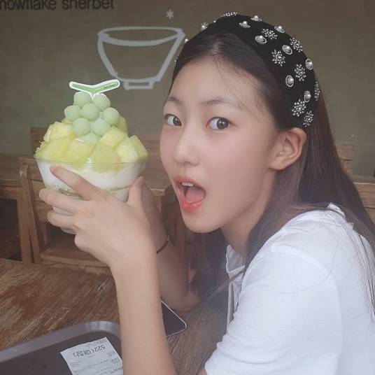 宋智雅（韩国童星）