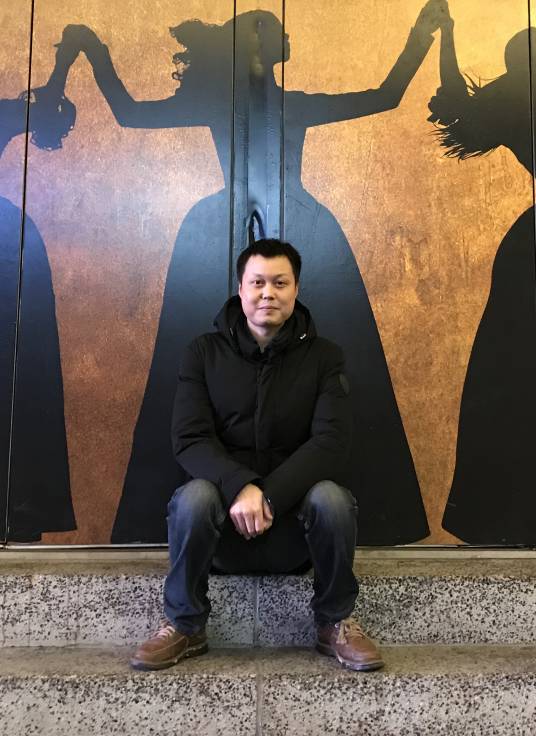 彭伟（中国四川籍艺术家）