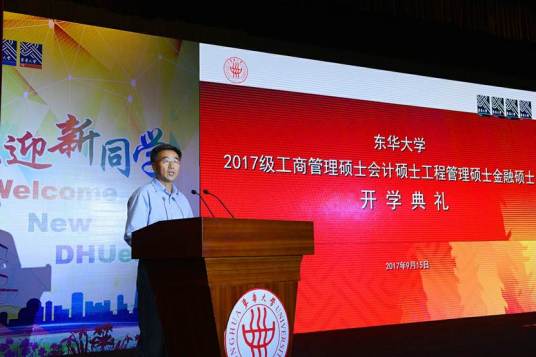 李小白（新丝路模特机构董事长）