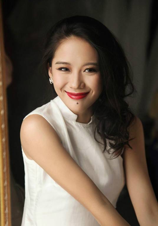 何一（中国内地女主持人、企业家）