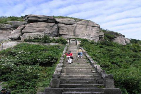 天台山（河南省信阳市天台山）
