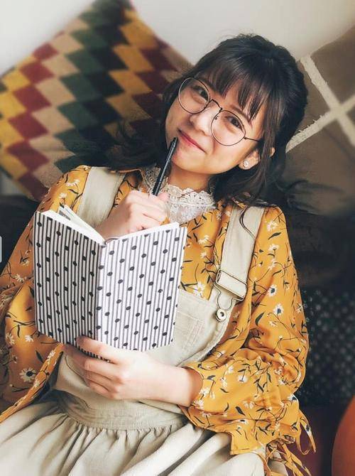 盛利（中国内地女演员）