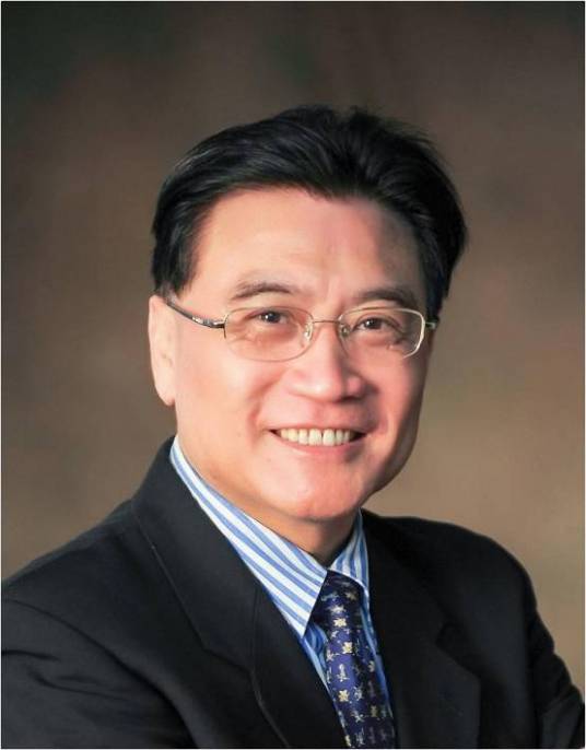 邱勇（法国国家外科医学科学院外籍院士、脊柱矫形专家、南京大学医学院附属鼓楼医院骨科主任医师、教授）