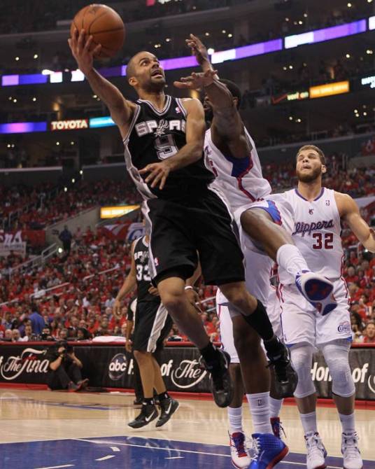 上篮（篮球动作）