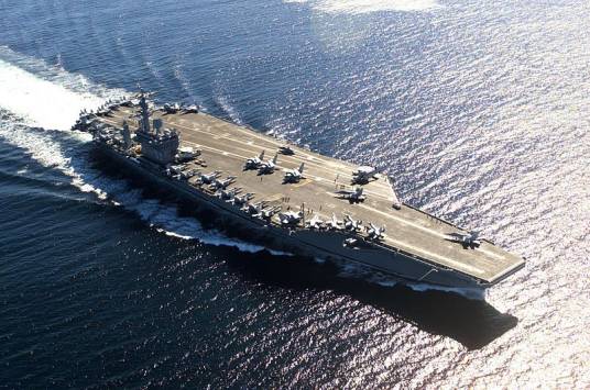 尼米兹号航空母舰（尼米兹级航空母舰首舰(CVN-68)）