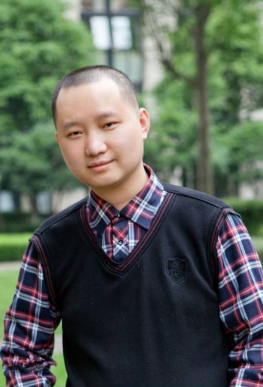 开荒（创世中文网作家）