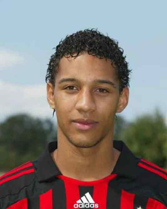 维利·奥巴梅扬