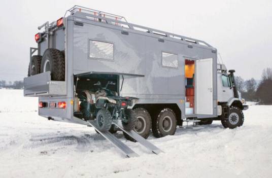 越野房车