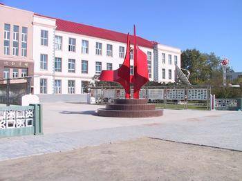 齐齐哈尔铁路运输职工大学