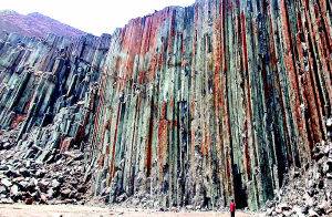 魔鬼塔（福建福鼎白琳镇大嶂山玄武岩地质景观别称）