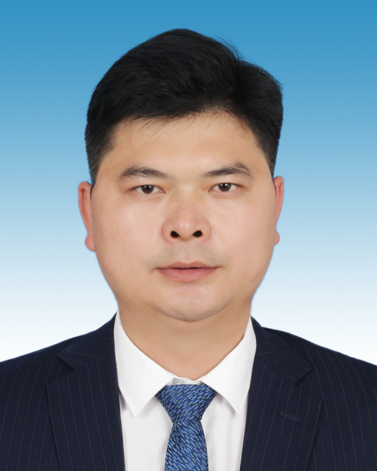 郑明明（湖南省怀化市鹤城区委副书记、区长）