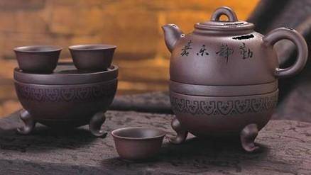 宜兴紫砂陶艺