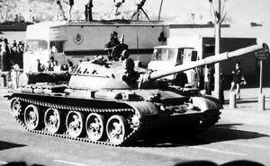 苏联T-62(M1977)装甲抢救车