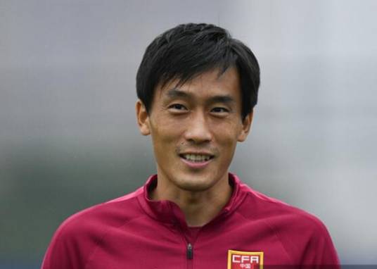 杜威（1982年2月出生的中国足球运动员）