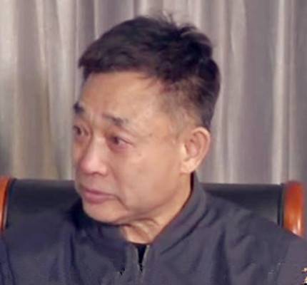 曹波（黑龙江曹园文化投资有限公司法定代表人）