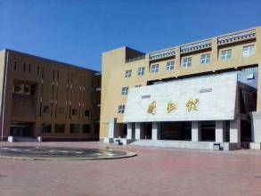 内蒙古科技大学图书馆