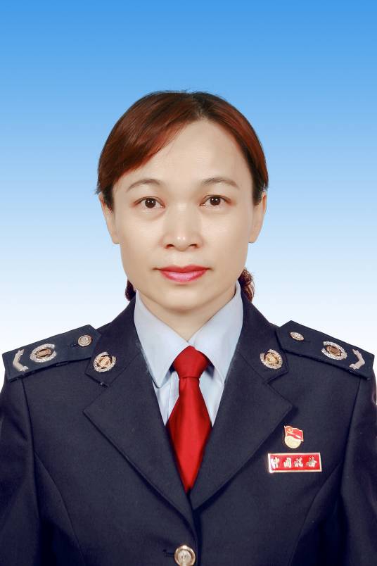 莫宁（国家税务总局南宁市西乡塘区税务局党委书记、局长）