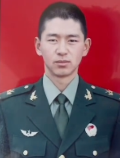 张海军（宁夏理工学院学生、戍边英雄）