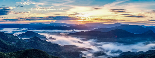 天姥山（浙江省绍兴市新昌县境内山峰、天台山脉分支）