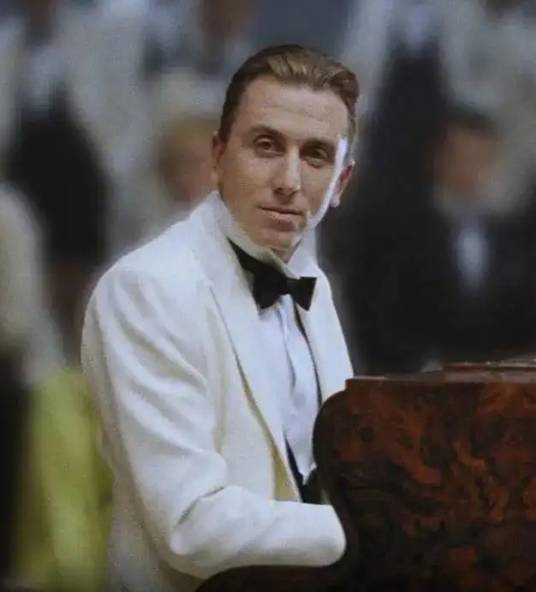 丹尼·伯特曼·T·D·雷蒙·1900