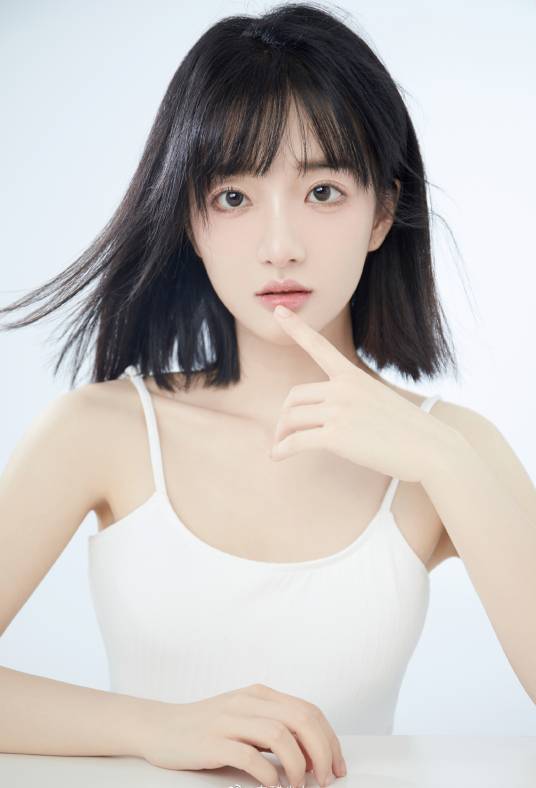 白醋（中国内地女演员）