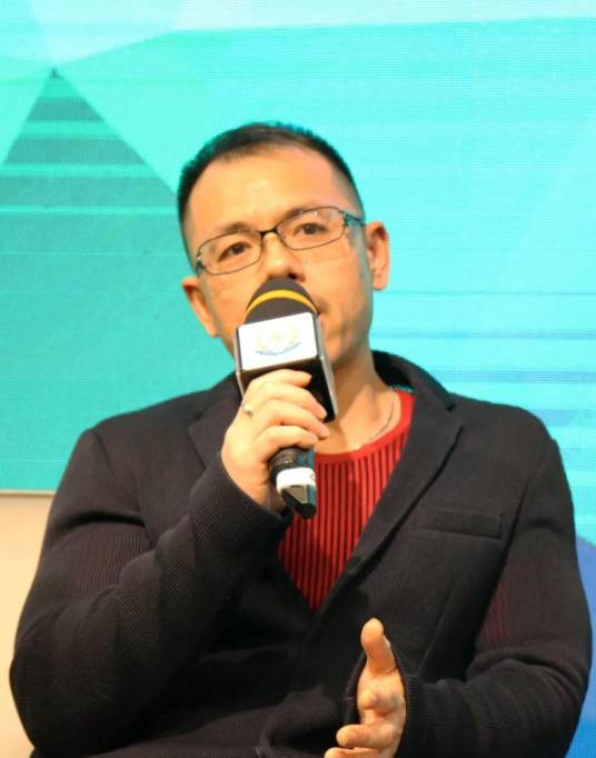 洛水（玄幻小说作者）