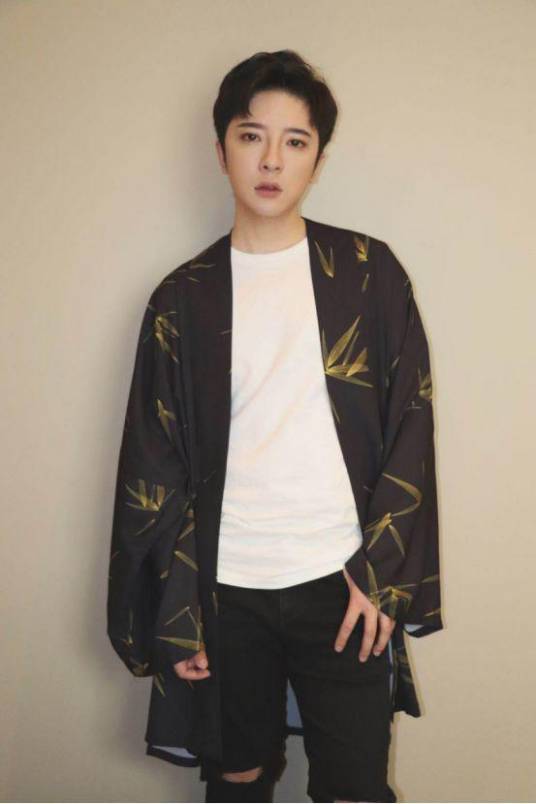 萧忆情（中国内地古风歌手）