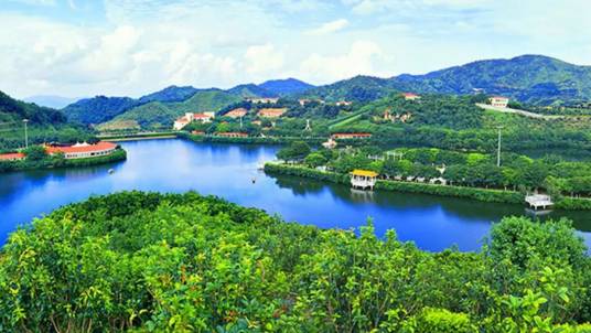 雁山湖国际花园度假区