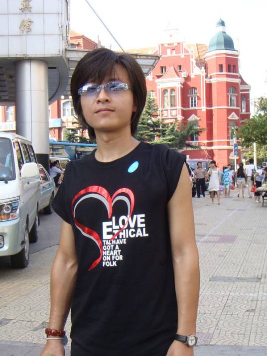 千草仙（中国内地歌手）