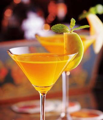 螺丝起子（由伏特加或金酒与果汁调制的鸡尾酒）