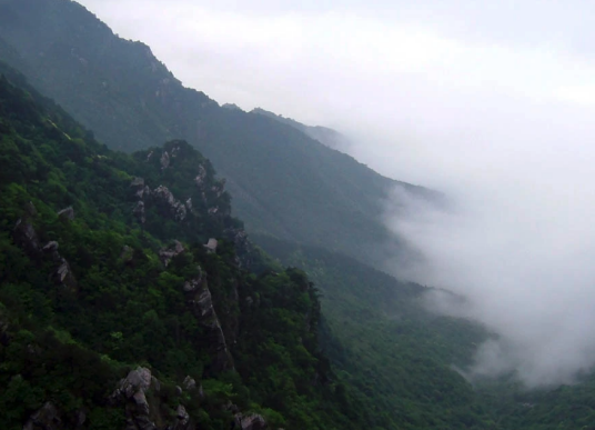 石钟山（重庆市黔江区石钟山）