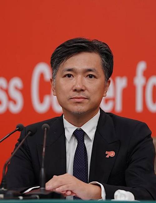 肖向荣（北京师范大学艺术与传媒学院院长）